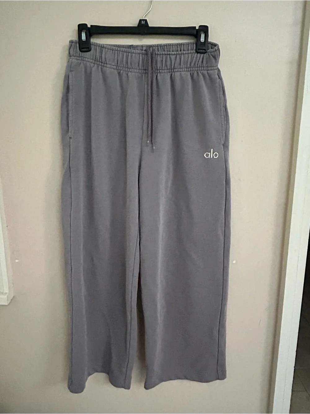 ALO wide leg sweatpants in purple haze
